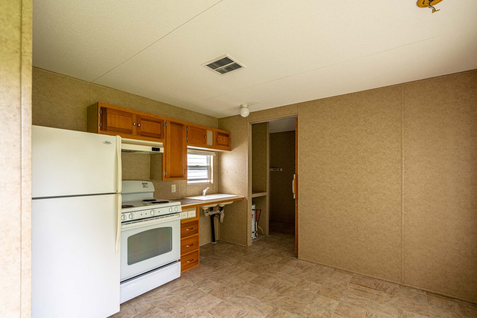 Bourgeois Homes T241 For Sale by Bourgeois Homes